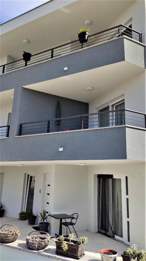 Luxury Apartment Pape Baška Voda المظهر الخارجي الصورة