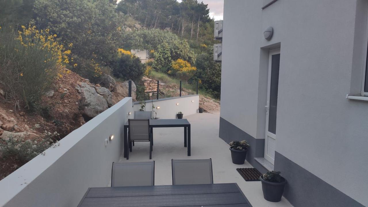 Luxury Apartment Pape Baška Voda المظهر الخارجي الصورة