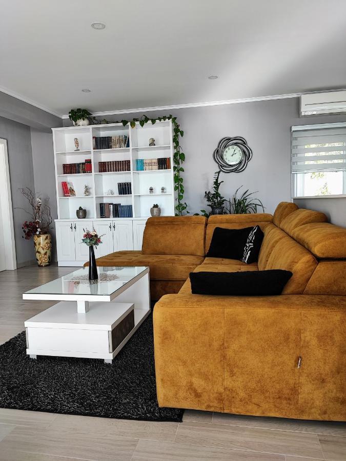 Luxury Apartment Pape Baška Voda المظهر الخارجي الصورة