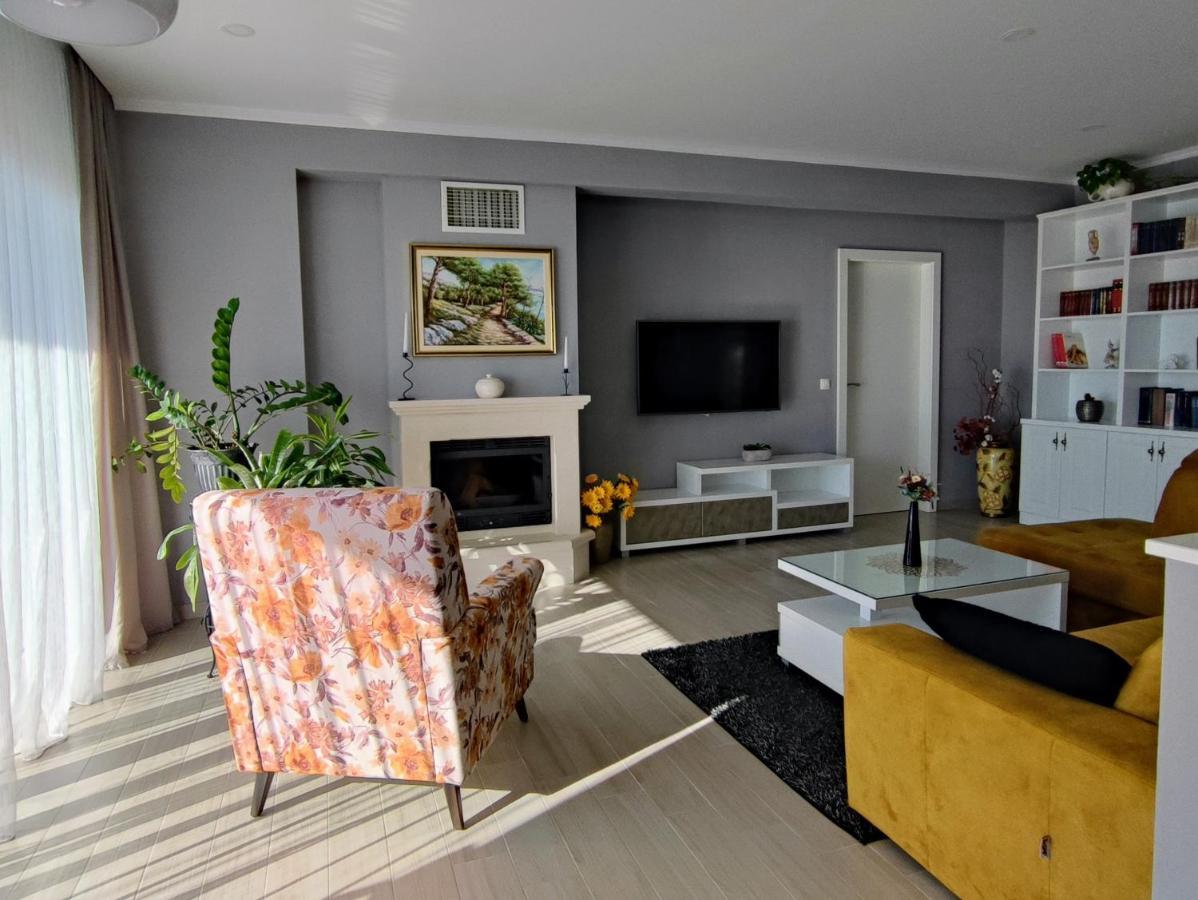 Luxury Apartment Pape Baška Voda المظهر الخارجي الصورة